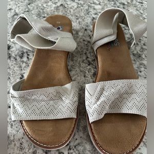 Bobs by Sketchers Memory Foam Sandals